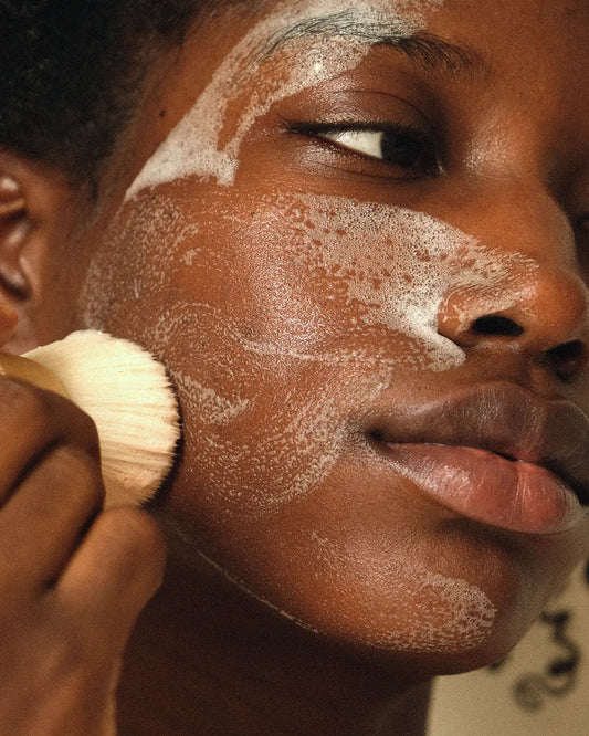 Le peeling Visage au Lait de Chèvre BIO – Exfoliation Douce et éclat Instantané