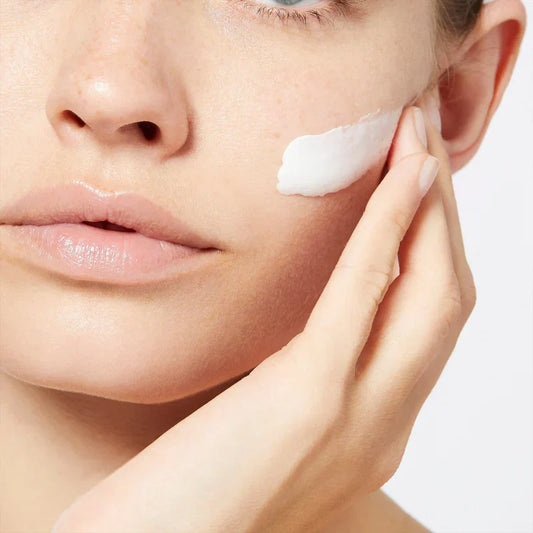Notre Crème Visage au Lait de Chèvre BIO – Le Soin Naturel Miraria pour une Peau Sublimée