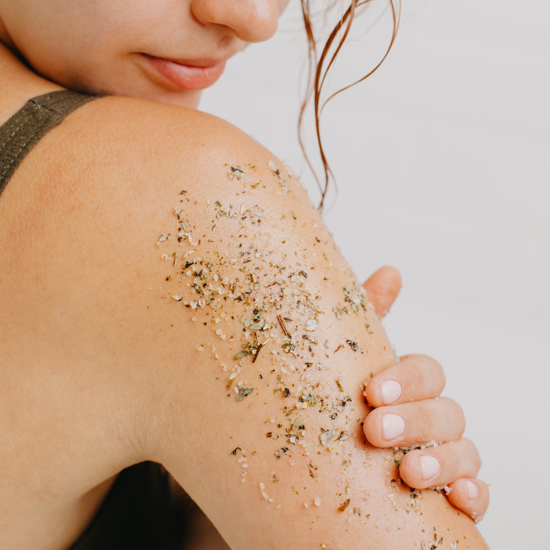 Les merveilleux bienfaits de l'exfoliation pour votre corps : un secret révélé 😍